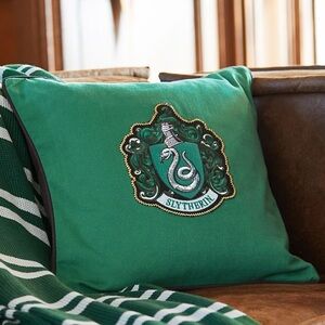Pottery Barn Teen HARRY POTTER House Patch Slytherin Pillow Cover  - 16" square